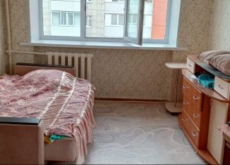 Аренда 1-ком. квартиры, 32 м2, Пермь, улица Дружбы, 4