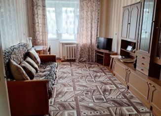 Продается 2-ком. квартира, 47 м2, Кудымкар, улица Строителей, 3