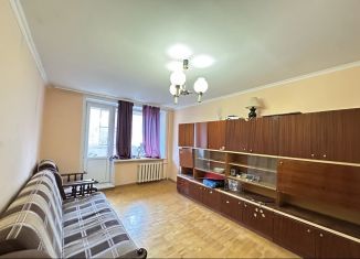Продаю трехкомнатную квартиру, 70.9 м2, Троицк, микрорайон В, 7