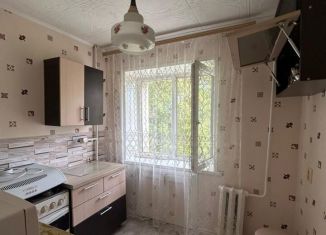 1-ком. квартира на продажу, 30 м2, Старый Оскол, микрорайон Горняк, 12