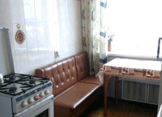 Сдам в аренду 2-ком. квартиру, 44 м2, Тверь, Пролетарская набережная, 11