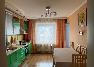 Продам 3-ком. квартиру, 83 м2, Красноярский край, Привокзальная улица, 15А