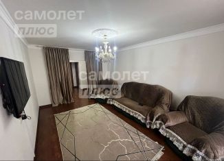 Продается 4-комнатная квартира, 88 м2, Грозный, улица Дьякова, 8, 3-й микрорайон