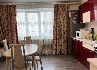 Продажа 3-ком. квартиры, 66 м2, Красноярский край, улица Космонавтов, 17