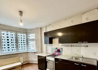 Аренда 2-комнатной квартиры, 59 м2, Московский, Радужная улица, 1