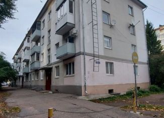 Сдается в аренду 2-комнатная квартира, 44 м2, Калининград, улица Черняховского, 24