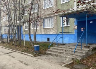 Двухкомнатная квартира в аренду, 48 м2, Мурманская область, улица Советской Конституции, 11