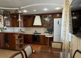 3-ком. квартира на продажу, 80 м2, Нижнекамск, проспект Химиков, 9В