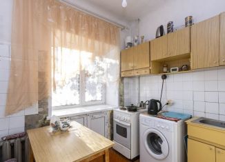 Продажа 3-комнатной квартиры, 56.2 м2, Тюмень, Центральный округ, улица Ленина, 9