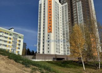 Продам 3-ком. квартиру, 92 м2, Нижегородская область, улица Композитора Касьянова, 11