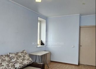 Продаю 2-ком. квартиру, 40 м2, Челябинск, Краснопольский проспект, 5А