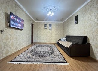 Сдается в аренду 2-ком. квартира, 80 м2, Избербаш, улица Г. Гамидова, 87