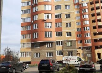 Продаю 2-ком. квартиру, 67.5 м2, Электросталь, бульвар 60-летия Победы, 8А