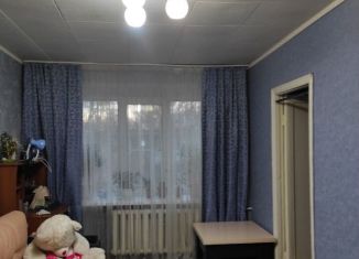 Продаю четырехкомнатную квартиру, 60 м2, Арзамас, улица Мира, 3к5