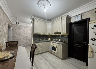 Продается 3-ком. квартира, 67 м2, Дагестан, улица Зейнудина Батманова, 2