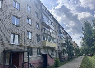 Продажа двухкомнатной квартиры, 43.5 м2, Вологодская область, Майская улица, 18