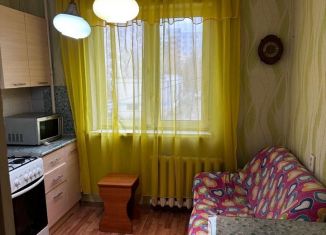 2-ком. квартира в аренду, 54 м2, Казань, улица Адоратского, 51