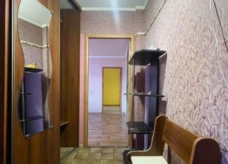 Продам 3-комнатную квартиру, 59 м2, Ангарск, 10-й микрорайон, 98