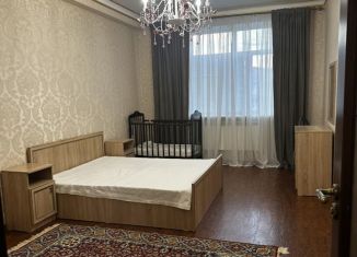 Сдается 2-ком. квартира, 88 м2, Дагестан, Юго-Восточная улица, 70к1