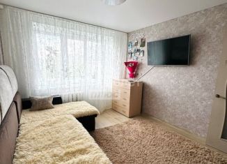 Продам 1-ком. квартиру, 32.2 м2, Нижнекамск, проспект Вахитова, 15