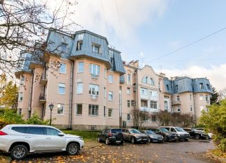 Продажа трехкомнатной квартиры, 106 м2, Санкт-Петербург, Конюшенная улица