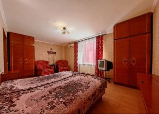 Сдам 1-ком. квартиру, 40 м2, Феодосия, улица Чкалова, 113Б