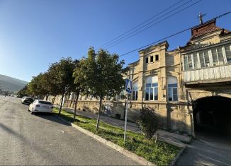 Продам 3-комнатную квартиру, 75 м2, Дербент, улица Буйнакского, 36