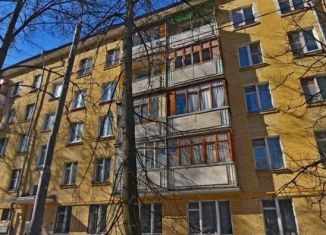 Продам 2-ком. квартиру, 41 м2, Москва, Абрамцевская улица, 4, метро Алтуфьево