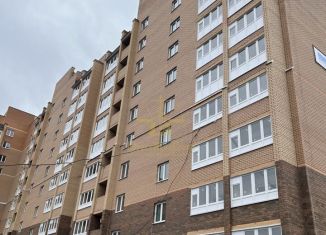 Продаю однокомнатную квартиру, 38 м2, Октябрьский, проспект Ленина, 90