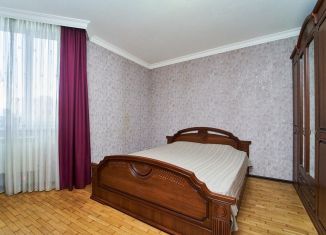 Продам 2-ком. квартиру, 65 м2, Краснодар, Длинная улица, 192, Длинная улица