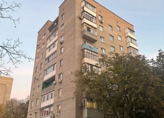 Продажа 1-ком. квартиры, 35 м2, Азов, улица Васильева, 81А