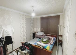 Продам 2-ком. квартиру, 65 м2, Грозный, улица М. Н. Нурбагандова, 11