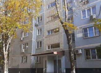 Сдам в аренду 2-ком. квартиру, 52 м2, Ростовская область, проспект Королёва, 17/2