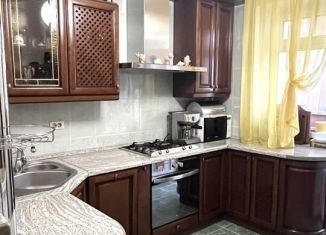 Продаю 3-комнатную квартиру, 122 м2, Ставропольский край, улица Льва Толстого, 57