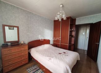Продажа трехкомнатной квартиры, 67.3 м2, Белгород, проспект Ватутина, 25