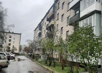 Продается однокомнатная квартира, 28.3 м2, Кингисепп, улица Иванова, 23