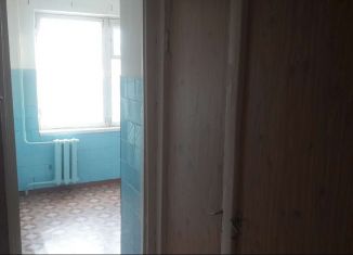 Продаю трехкомнатную квартиру, 48 м2, посёлок городского типа Красномайский, улица Кирова, 27