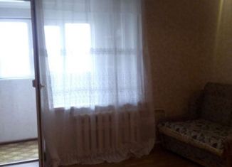 Сдам в аренду 1-ком. квартиру, 35 м2, Кизляр, Грозненская улица