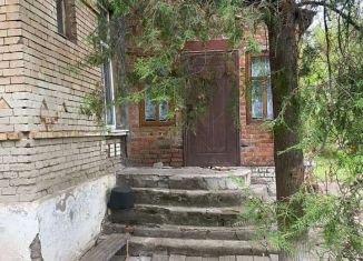 Продается двухкомнатная квартира, 52.3 м2, станица Староминская, микрорайон ЖД-2, 14
