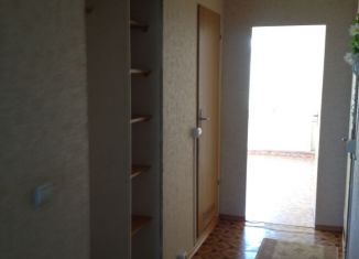 Сдается 2-комнатная квартира, 36 м2, поселок городского типа Полазна, улица Газовиков, 5