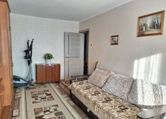 Продам 3-комнатную квартиру, 62 м2, село Ленинское, Школьная улица, 5