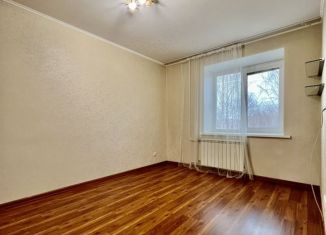 Продается многокомнатная квартира, 28 м2, Новосибирск, улица Блюхера, 30, метро Площадь Маркса