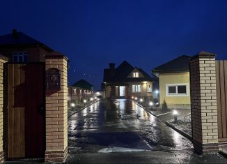 Продаю дом, 180 м2, деревня Духовец, Изумрудная улица, 9