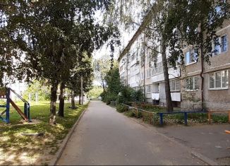 Сдается в аренду однокомнатная квартира, 34 м2, Йошкар-Ола, улица Павленко, 5, микрорайон Кирзавод