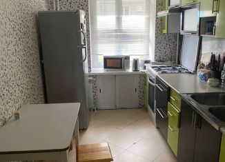 Сдается в аренду 3-комнатная квартира, 60 м2, Рославль, Комсомольская улица