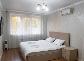 Сдается 1-комнатная квартира, 40 м2, Махачкала, проспект Имама Шамиля, 77Б, Ленинский район