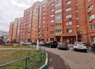 Продам 3-комнатную квартиру, 100 м2, Орехово-Зуево, Мадонская улица, 12Б