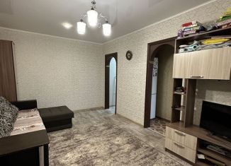 Продам двухкомнатную квартиру, 46 м2, Оренбургская область, улица Комарова, 10