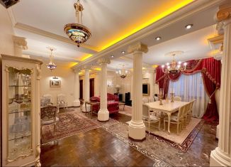 Продам трехкомнатную квартиру, 163 м2, Москва, улица Новаторов, 8к2