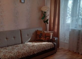 Сдам в аренду 1-комнатную квартиру, 30 м2, Волгоград, улица Фадеева, 3